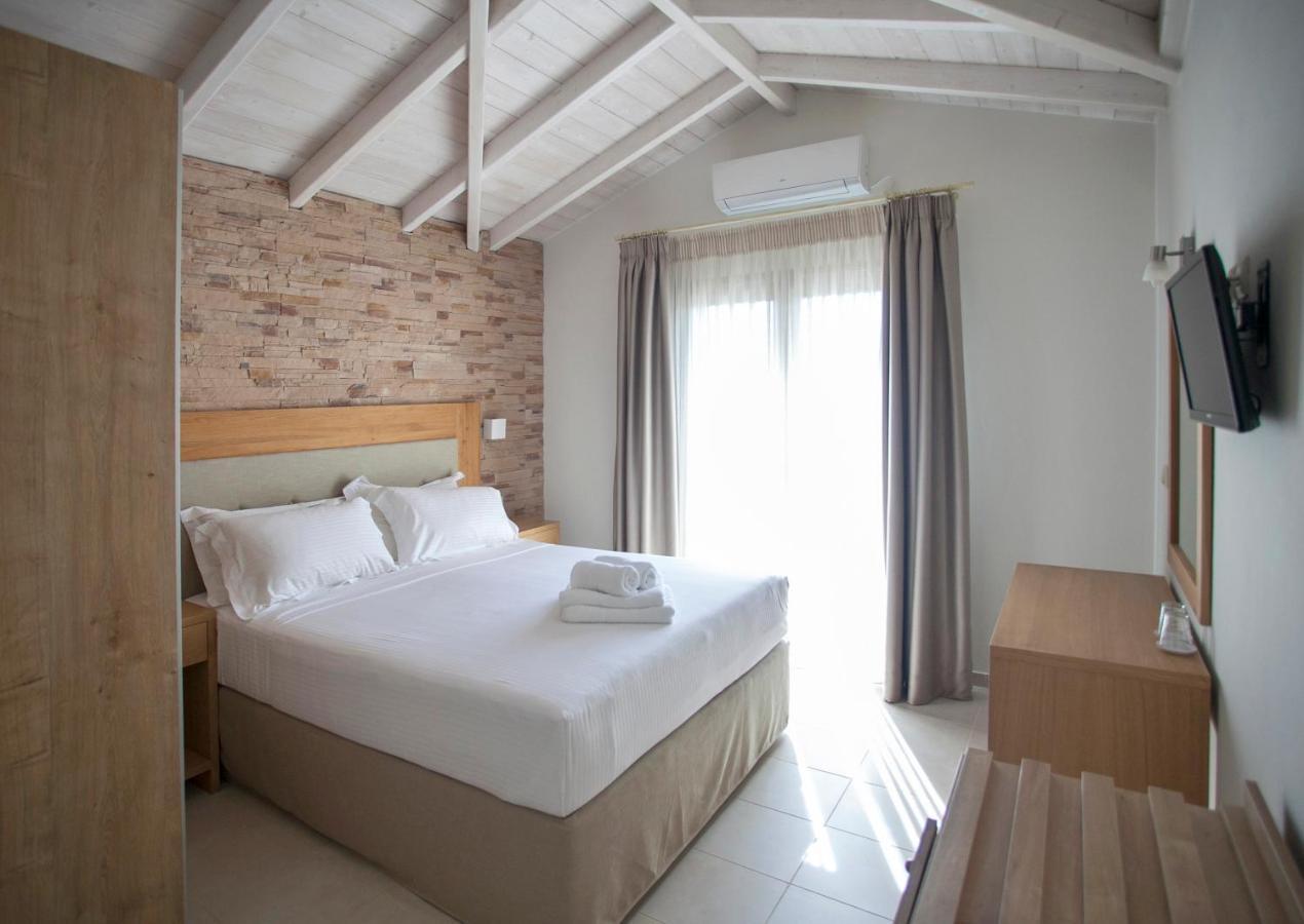 Aktaia Boutique Hotel Ammoudia Exterior photo